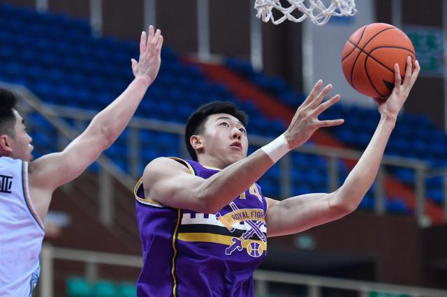 皇冠体育在线-北控止颓广州惨败 季后赛门票争夺战日趋白热化